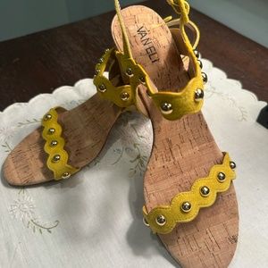 Vaneli Sandals, Yellow Suede, 9 1/2 M